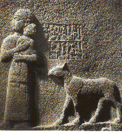 主前八世纪在迦基米的赫人浮雕像 (68422 bytes)